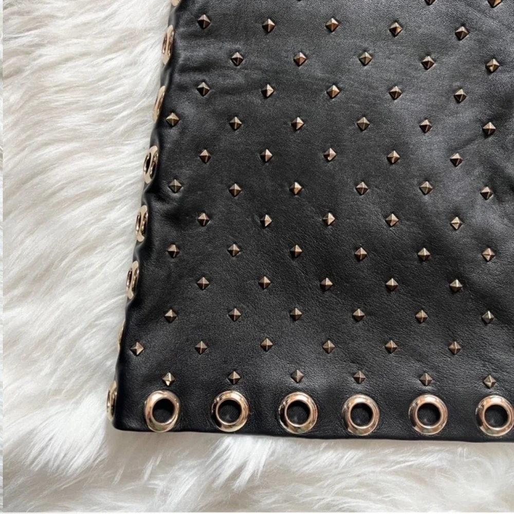 New! ALICE + OLIVIA Embellished Studded Leather Mini Skirt in Black - Picture 9 of 10